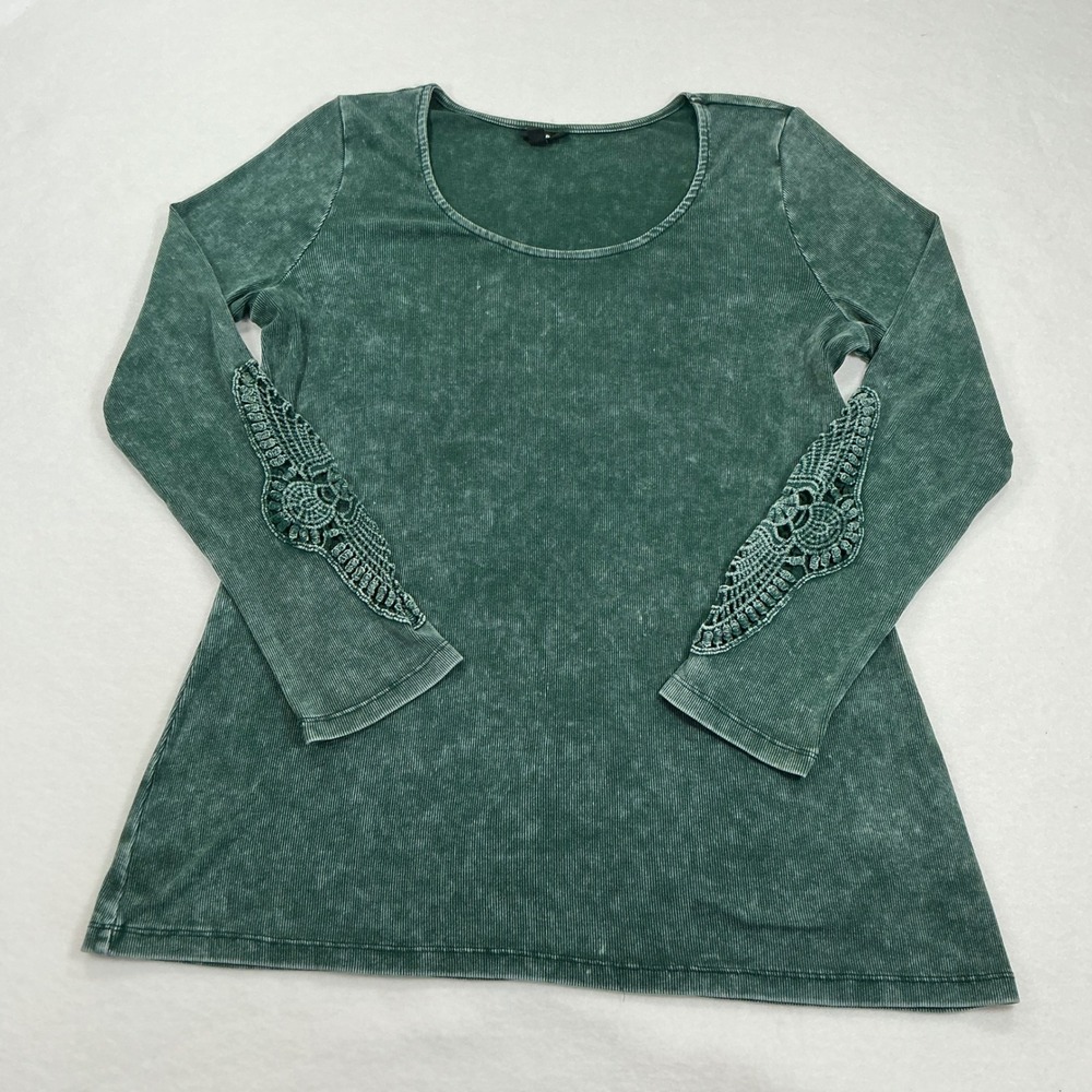 Torrid Green Mineral Wash Ribbed Crochet Lace Sleeve Top Size 2 Plus 2X